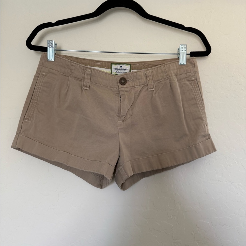 American Eagle Outfitters Tan Women Shorts